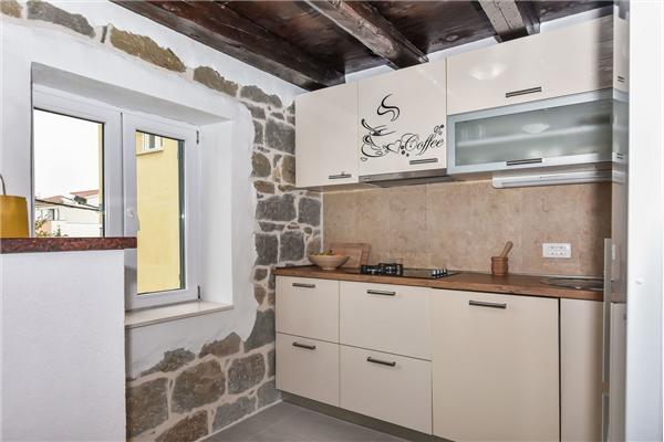 Apartment A1, for 5 persons