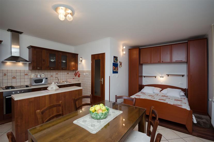 Apartment A1, for 2 persons