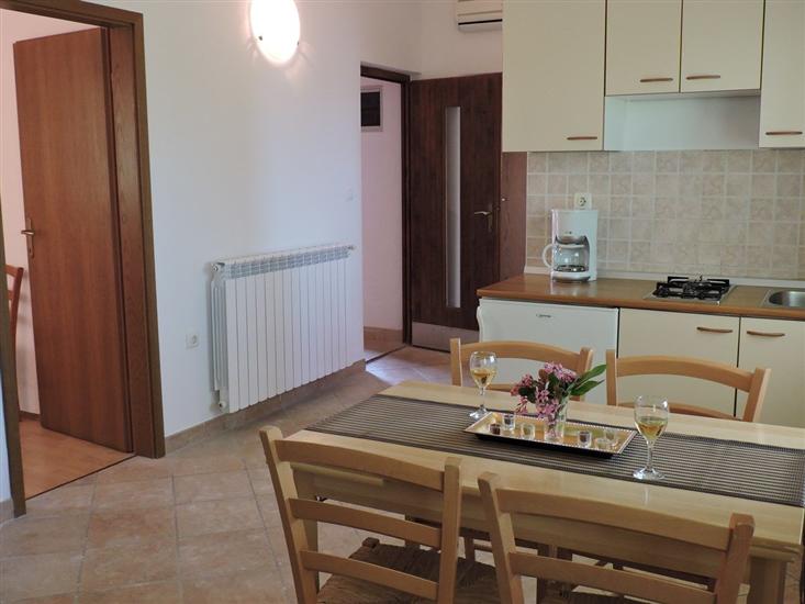 Apartment A2, for 5 persons