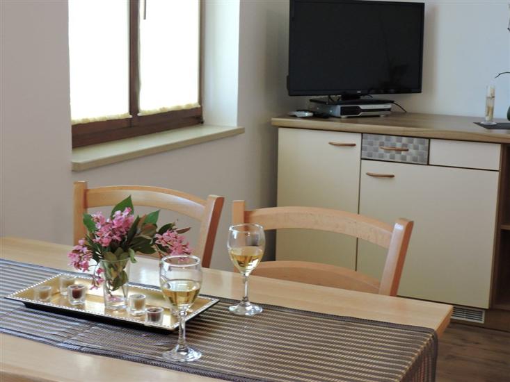 Apartment A2, for 5 persons