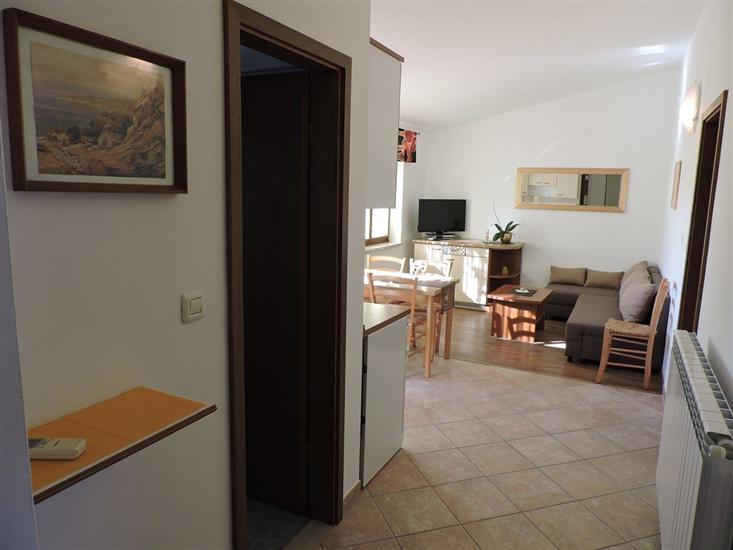 Apartment A2, for 5 persons