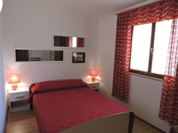 Apartment A2, for 5 persons