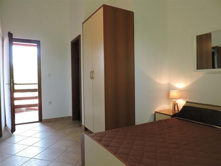 Apartment A2, for 5 persons