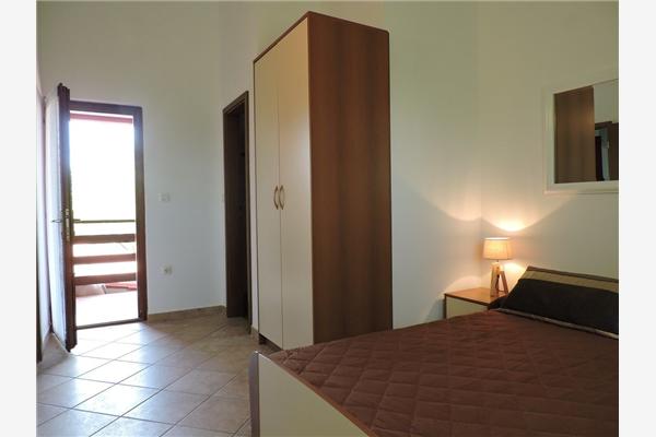 Apartment A2, for 5 persons