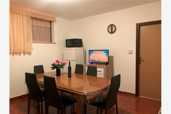 Apartment A1, for 6 persons