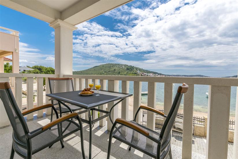 Apartment A2, for 4 persons