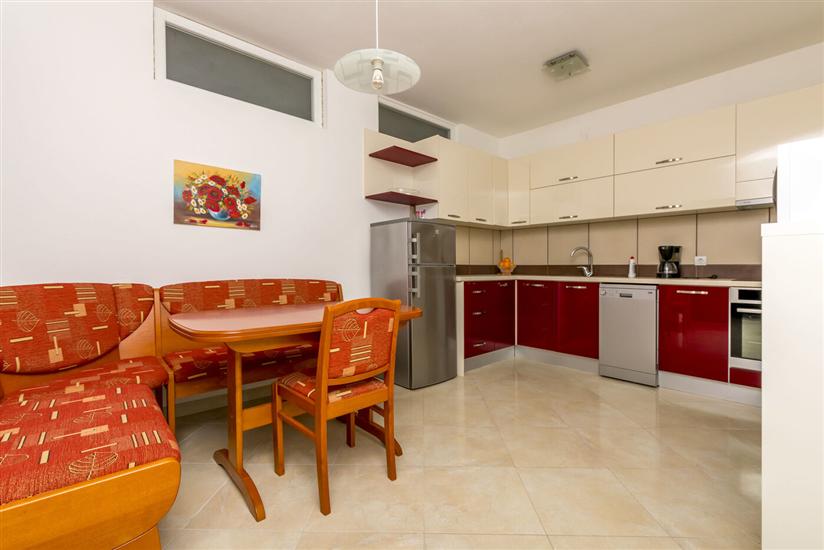 Apartment A3, for 6 persons