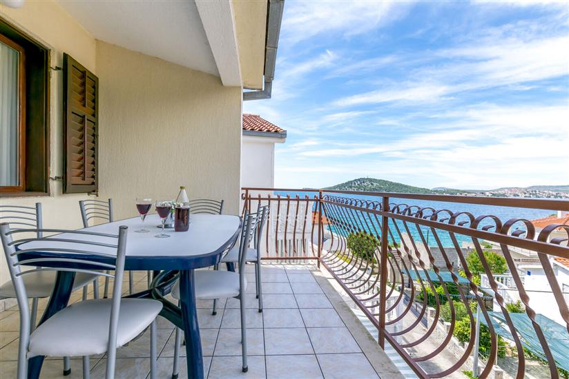 Apartment A1, for 4 persons