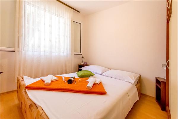 Apartment A2, for 2 persons