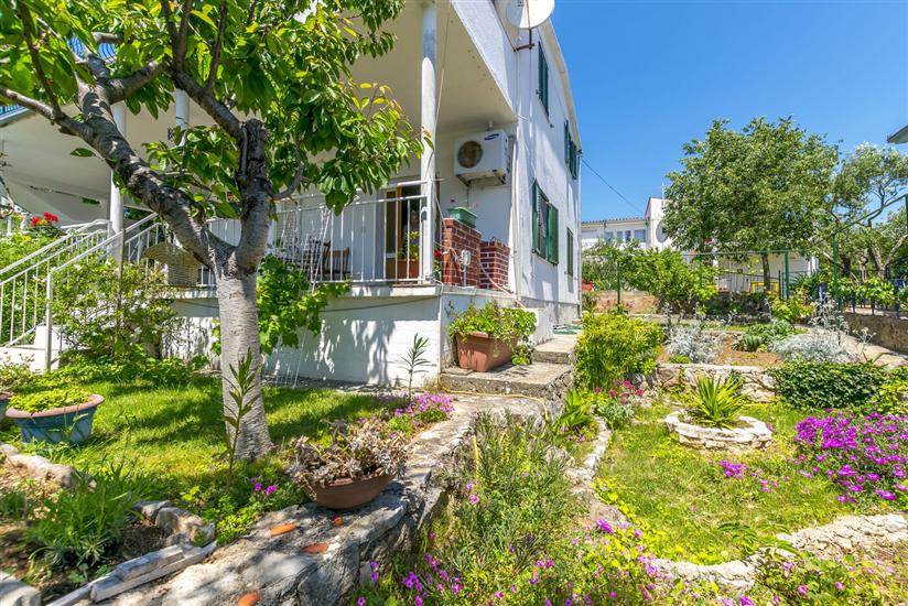 Appartamento Garden by the sea