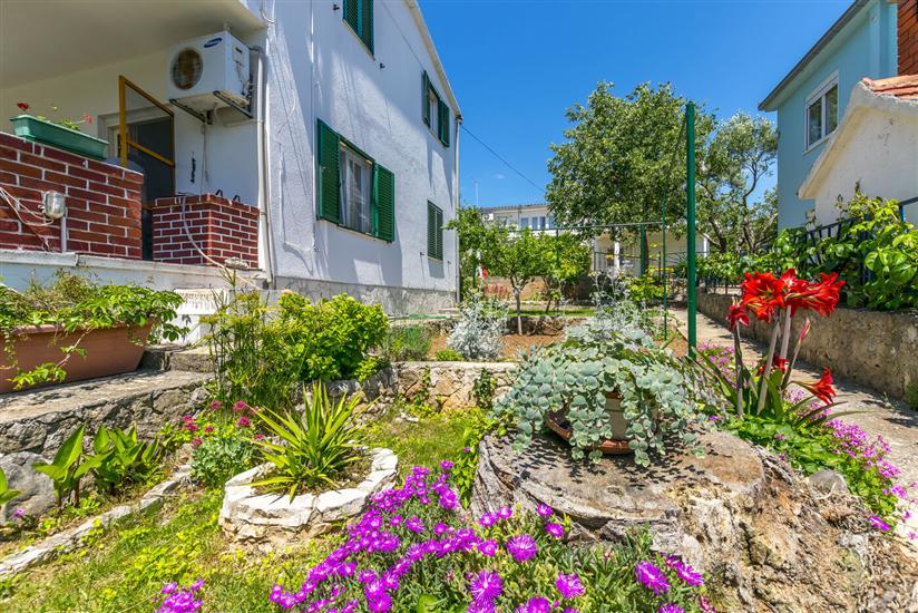 Appartamento Garden by the sea