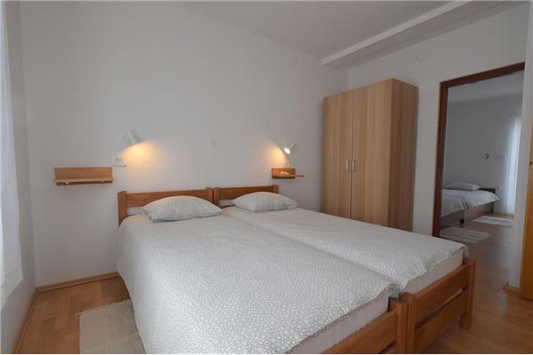 Apartment A1, for 5 persons