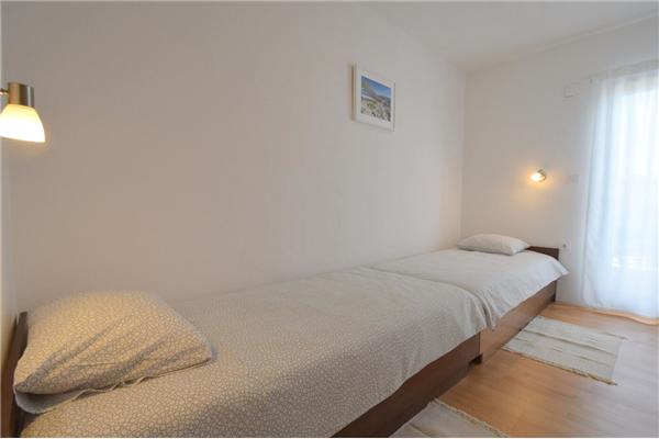 Apartment A1, for 5 persons