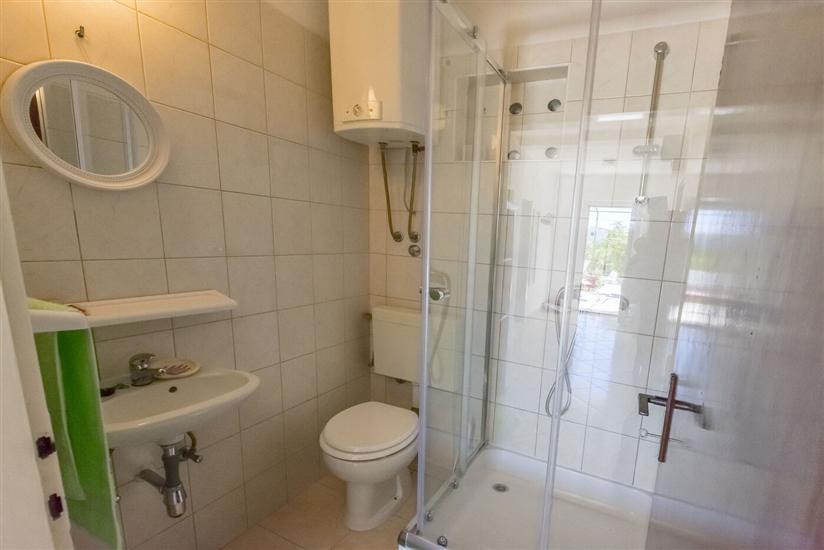 House K1, for 8 persons