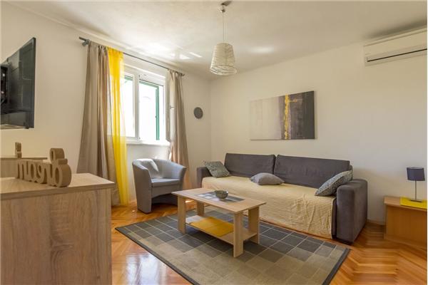 House K1, for 8 persons