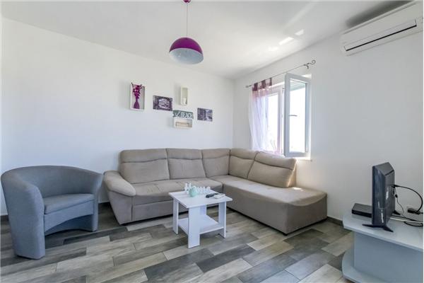 House K1, for 8 persons