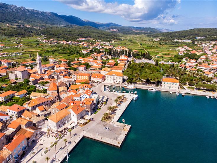 Jelsa - ostrov Hvar