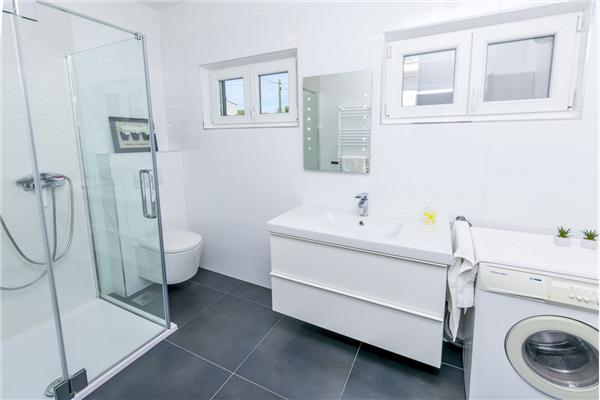 House K1, for 10 persons