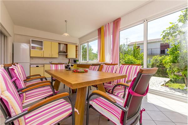 House K1, for 10 persons