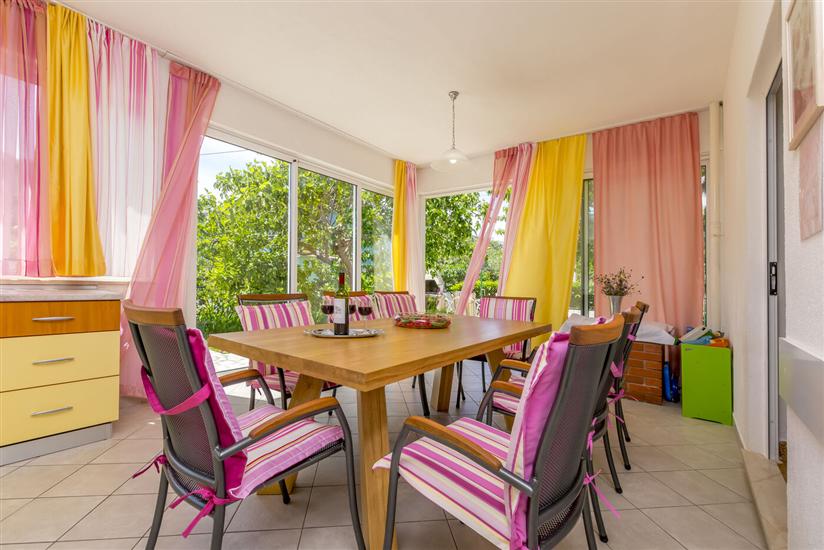 House K1, for 10 persons