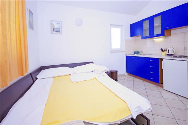 Apartment A5, for 2 persons
