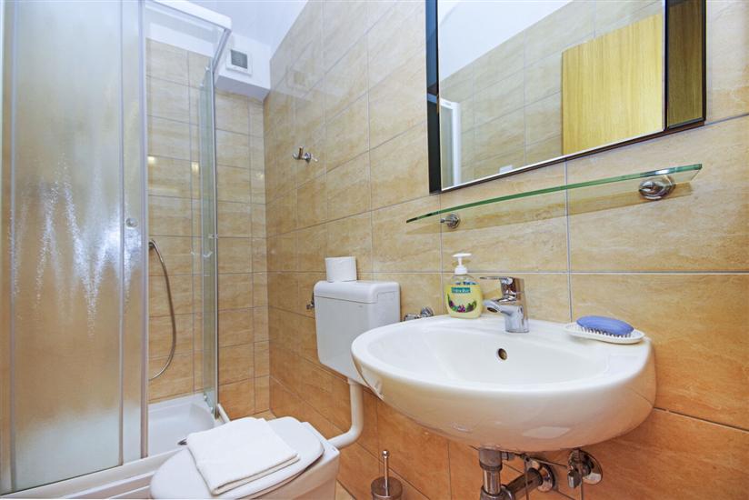 Apartment A6, for 4 persons