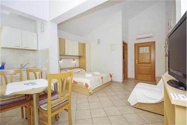 Apartment A6, for 4 persons