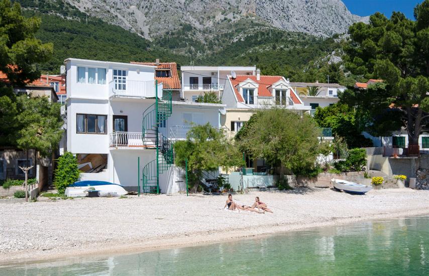 House Beach house Toma