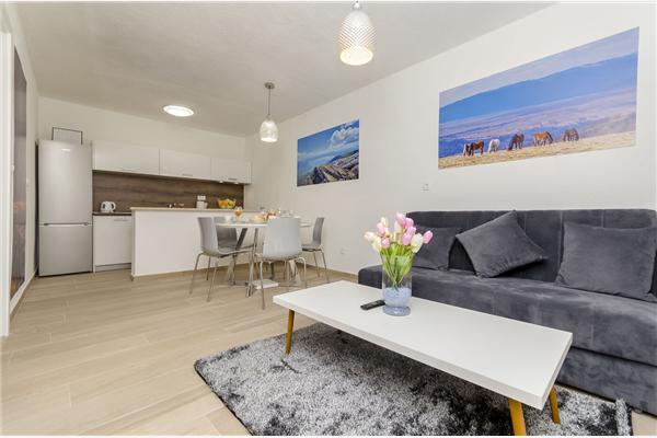 Apartment A1, for 5 persons