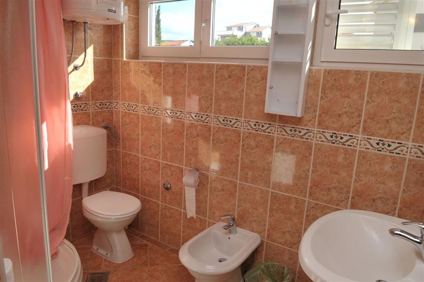 Apartment A2, for 7 persons