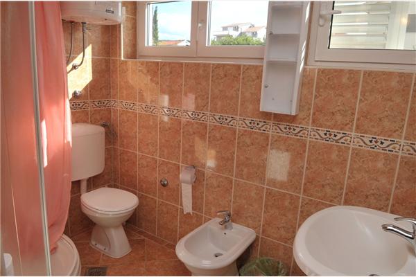 Apartment A2, for 7 persons