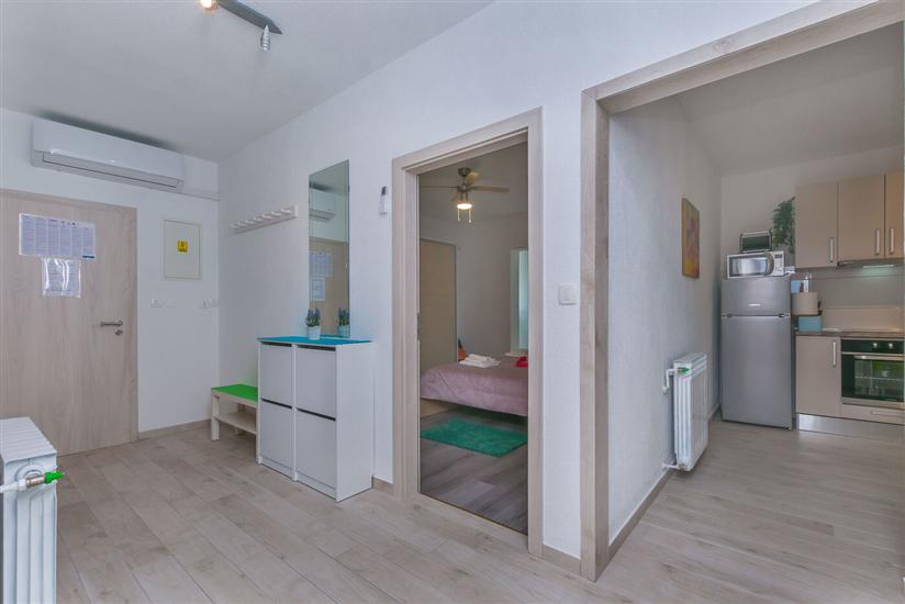 Apartment A1, for 5 persons