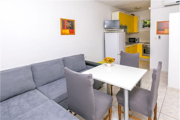 Apartment A2, for 4 persons