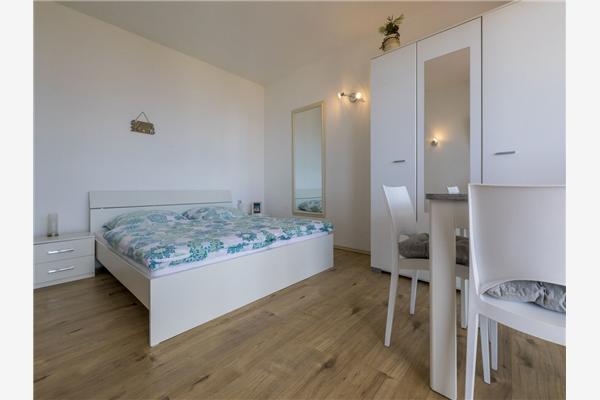Apartment A2, for 5 persons