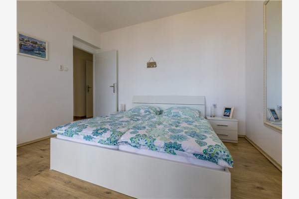 Apartment A2, for 5 persons