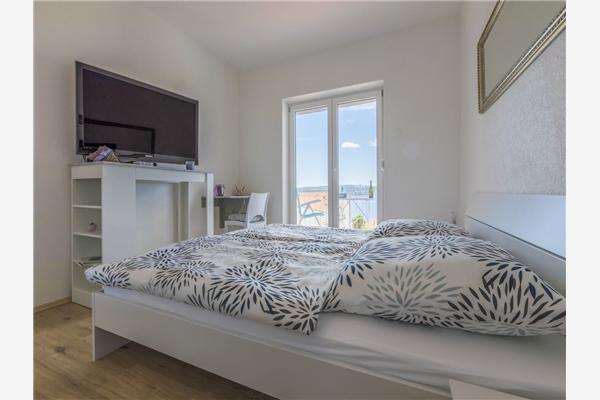 Apartment A2, for 5 persons