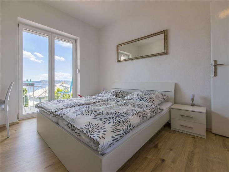 Apartment A2, for 5 persons