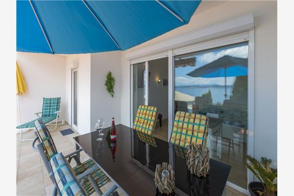 Apartment A2, for 5 persons