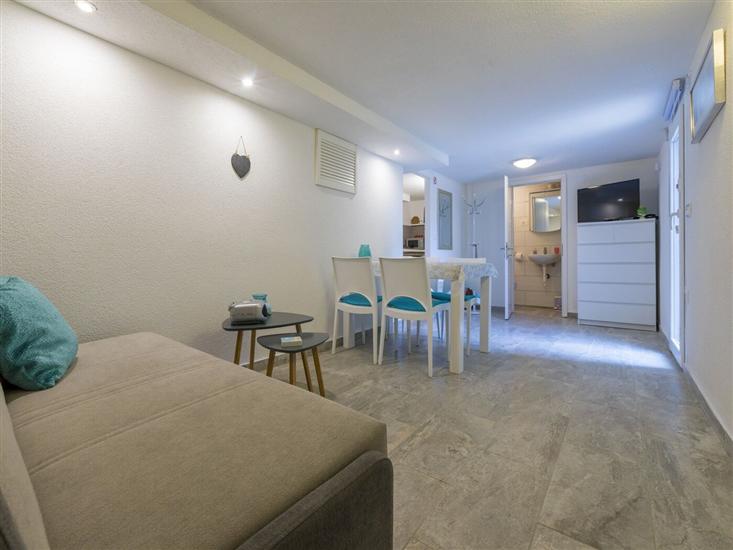 Apartment A1, for 3 persons