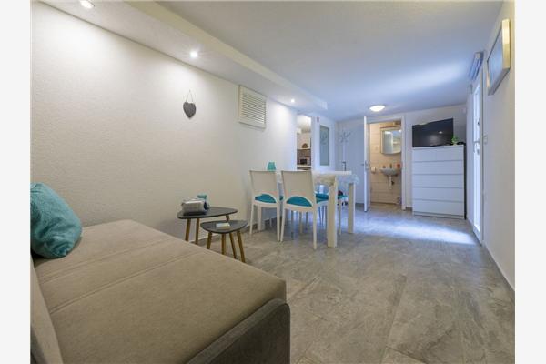 Apartment A1, for 3 persons
