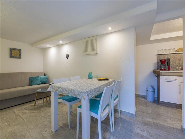 Apartment A1, for 3 persons