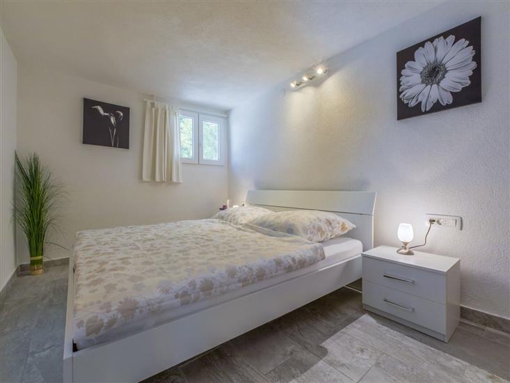 Apartment A1, for 3 persons