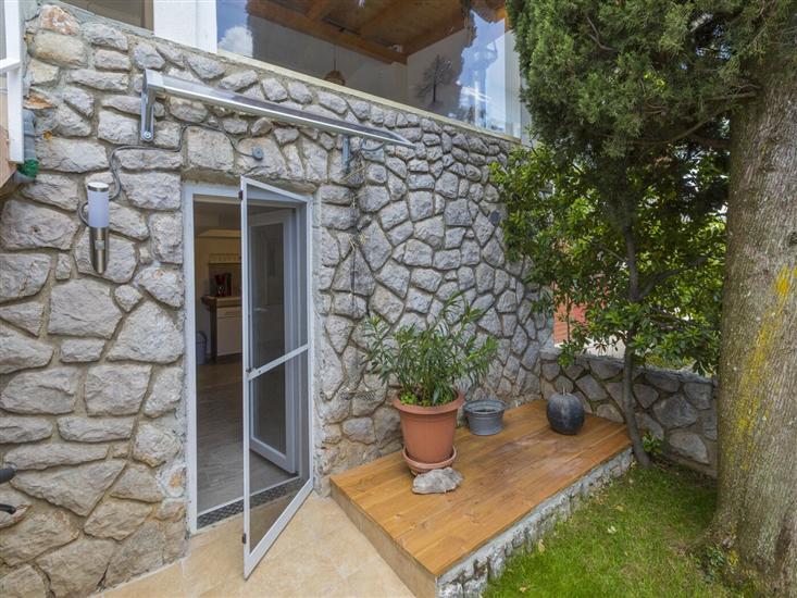 Apartment A1, for 3 persons