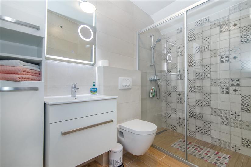 House K1, for 5 persons