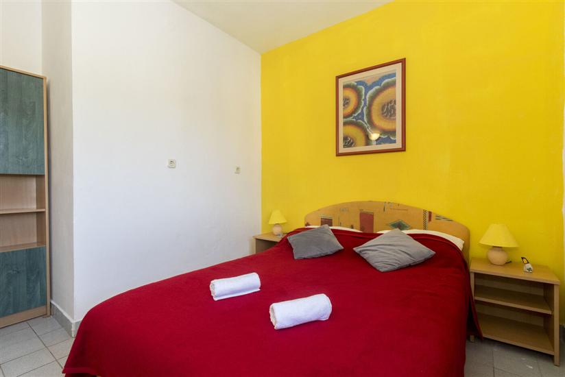 Apartment A2, for 6 persons