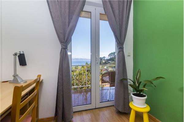 Apartment A2, for 6 persons