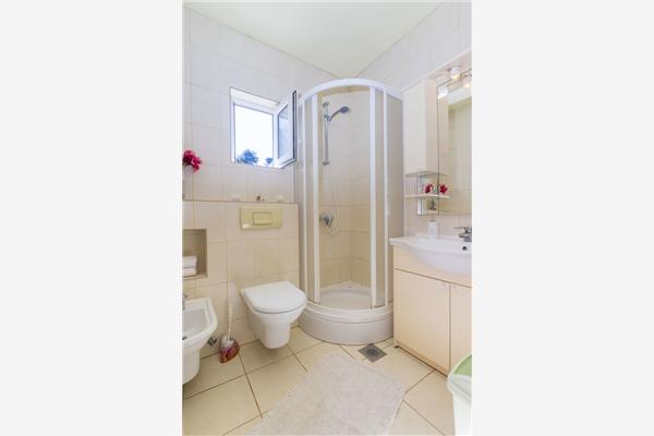 Apartment A3, for 6 persons