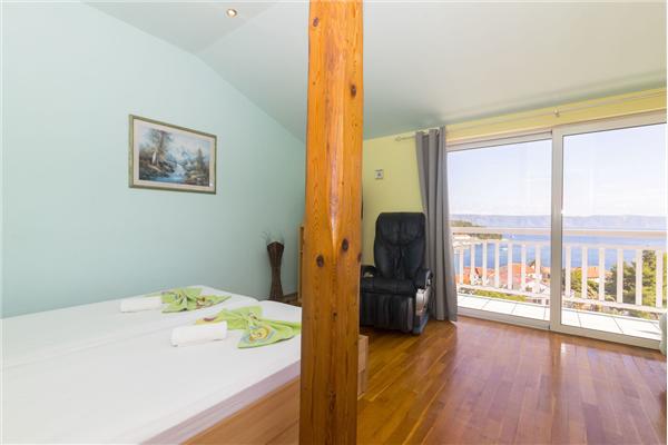 Apartment A3, for 6 persons