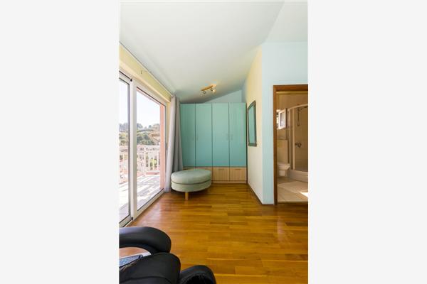 Apartment A3, for 6 persons