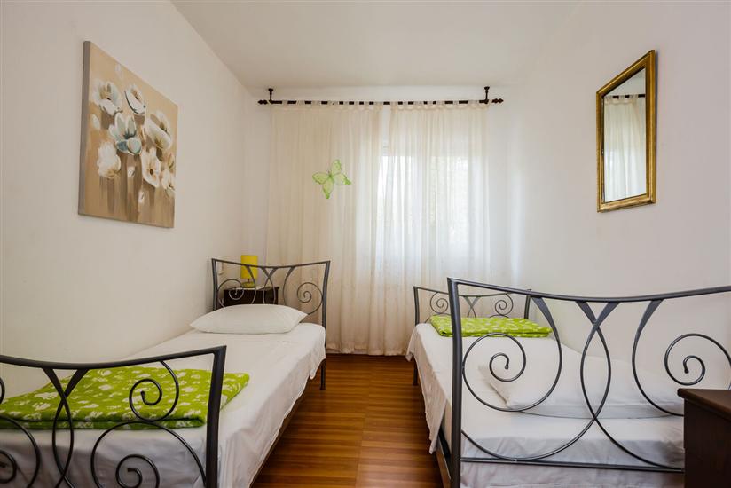 Apartment A2, for 4 persons